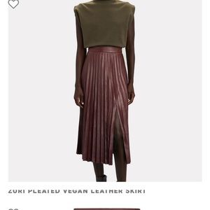 Pleated vegan leather skirt